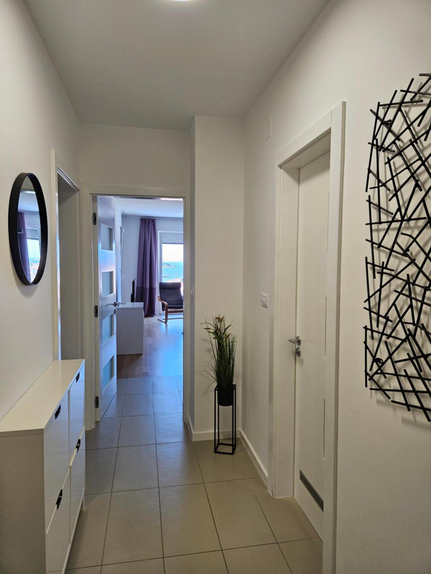Apartments Zorka พรีมอชเตน ภายนอก รูปภาพ