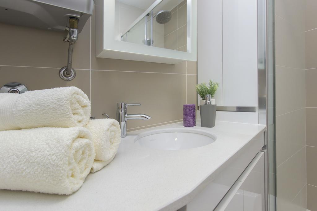 Apartments Zorka พรีมอชเตน ภายนอก รูปภาพ