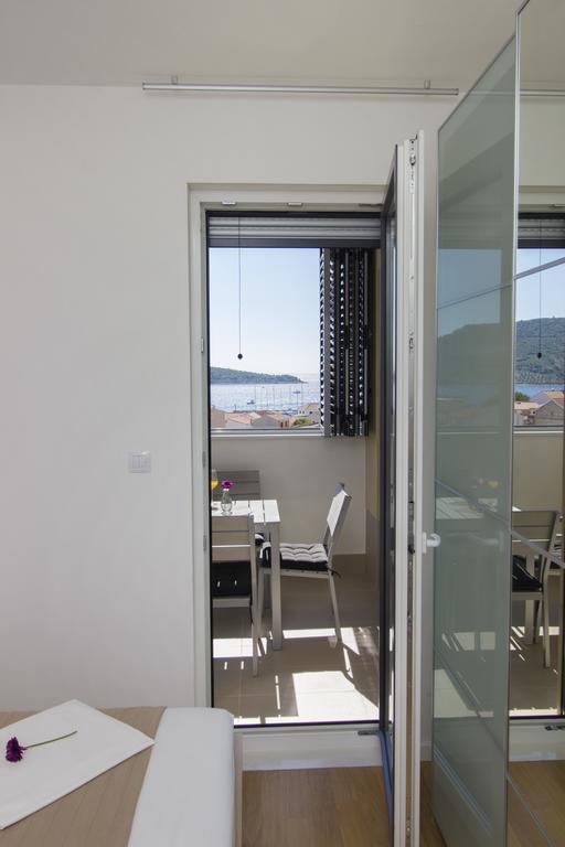 Apartments Zorka พรีมอชเตน ภายนอก รูปภาพ