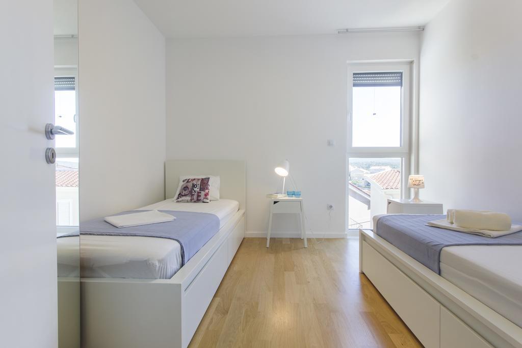 Apartments Zorka พรีมอชเตน ภายนอก รูปภาพ