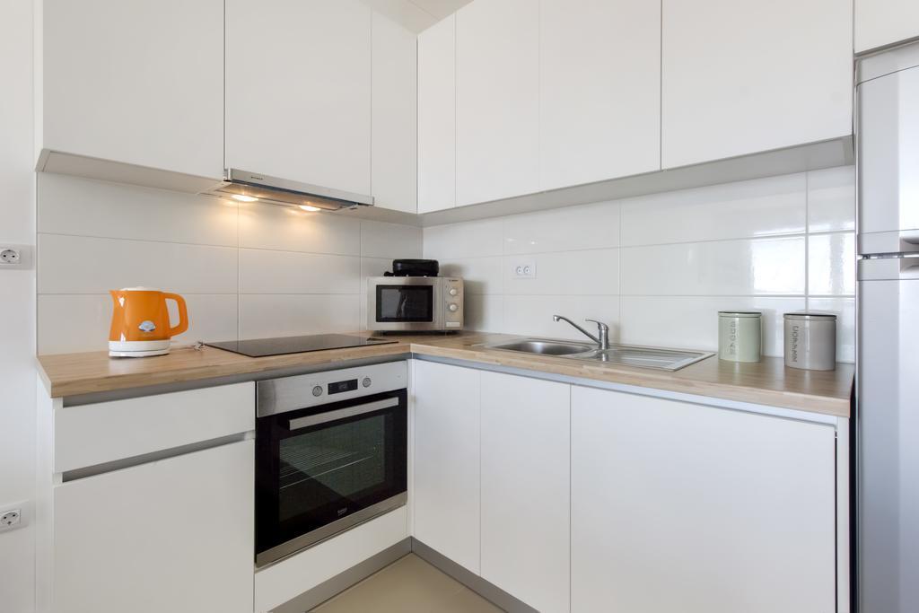 Apartments Zorka พรีมอชเตน ภายนอก รูปภาพ