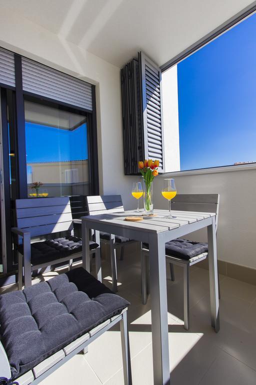 Apartments Zorka พรีมอชเตน ภายนอก รูปภาพ